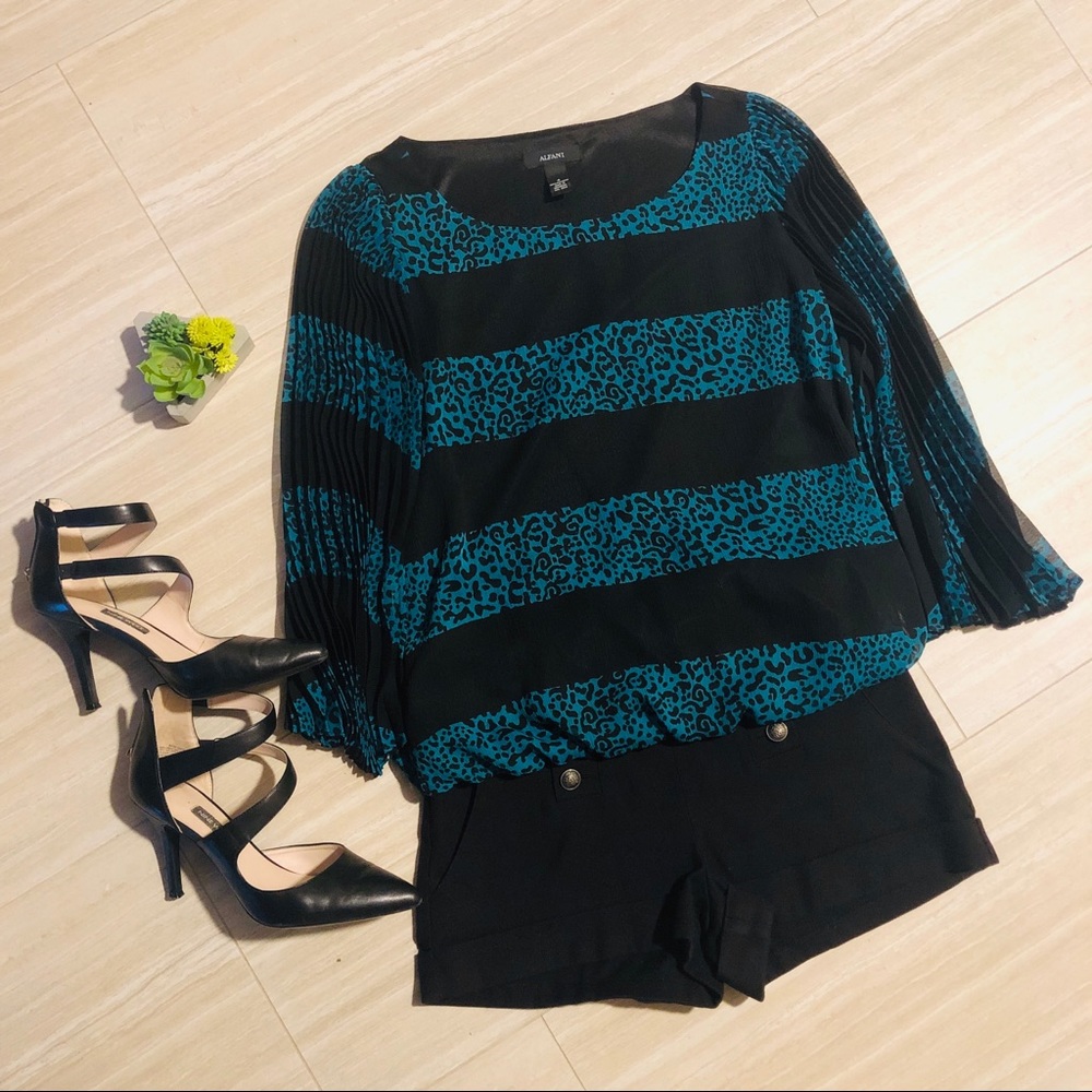 Alfani Striped top leopard print & bell sleeves